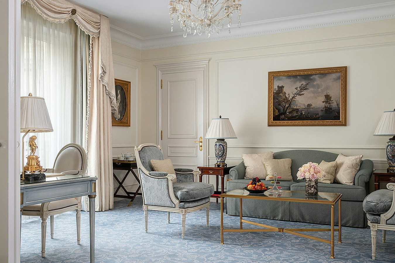 Four Seasons Hotel George V- 50