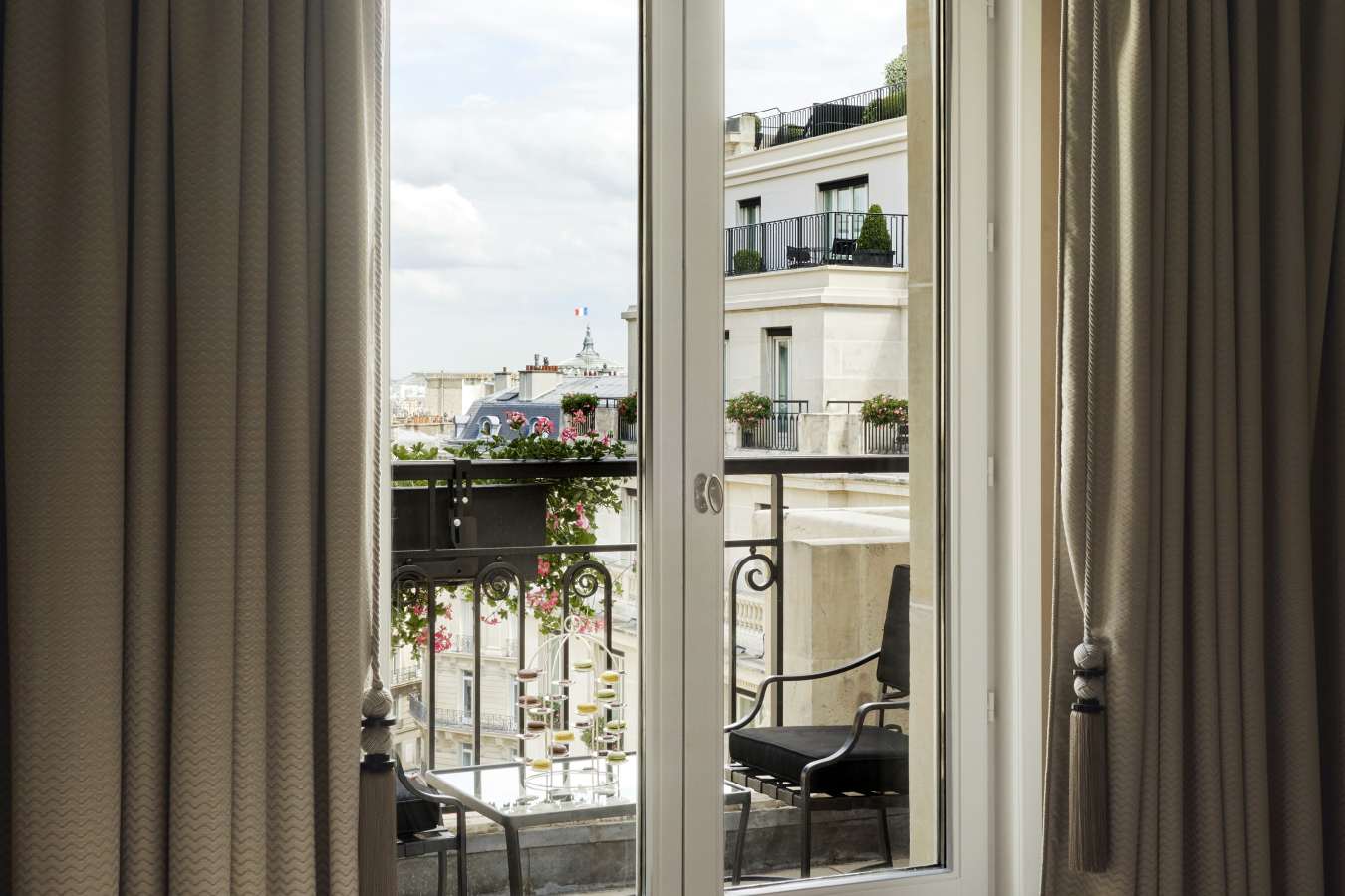 Four Seasons Hotel George V- 34
