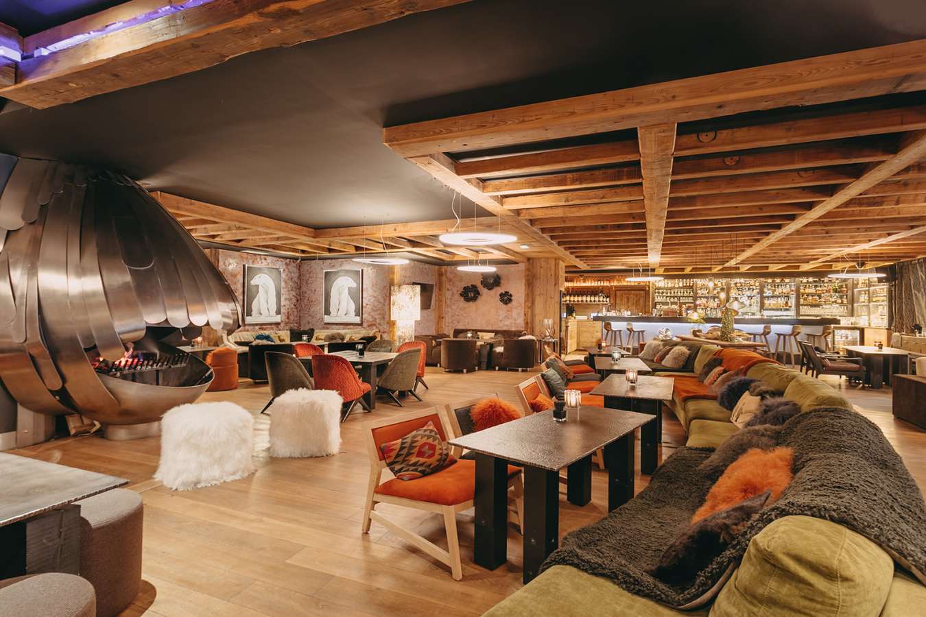 Bar 4 