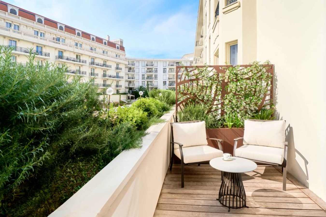 Carlton Cannes, A Regent Hotel - 32
