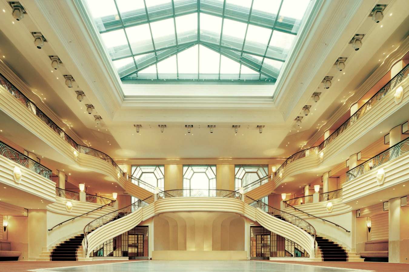 Bayerischer Hof Munchen- 42