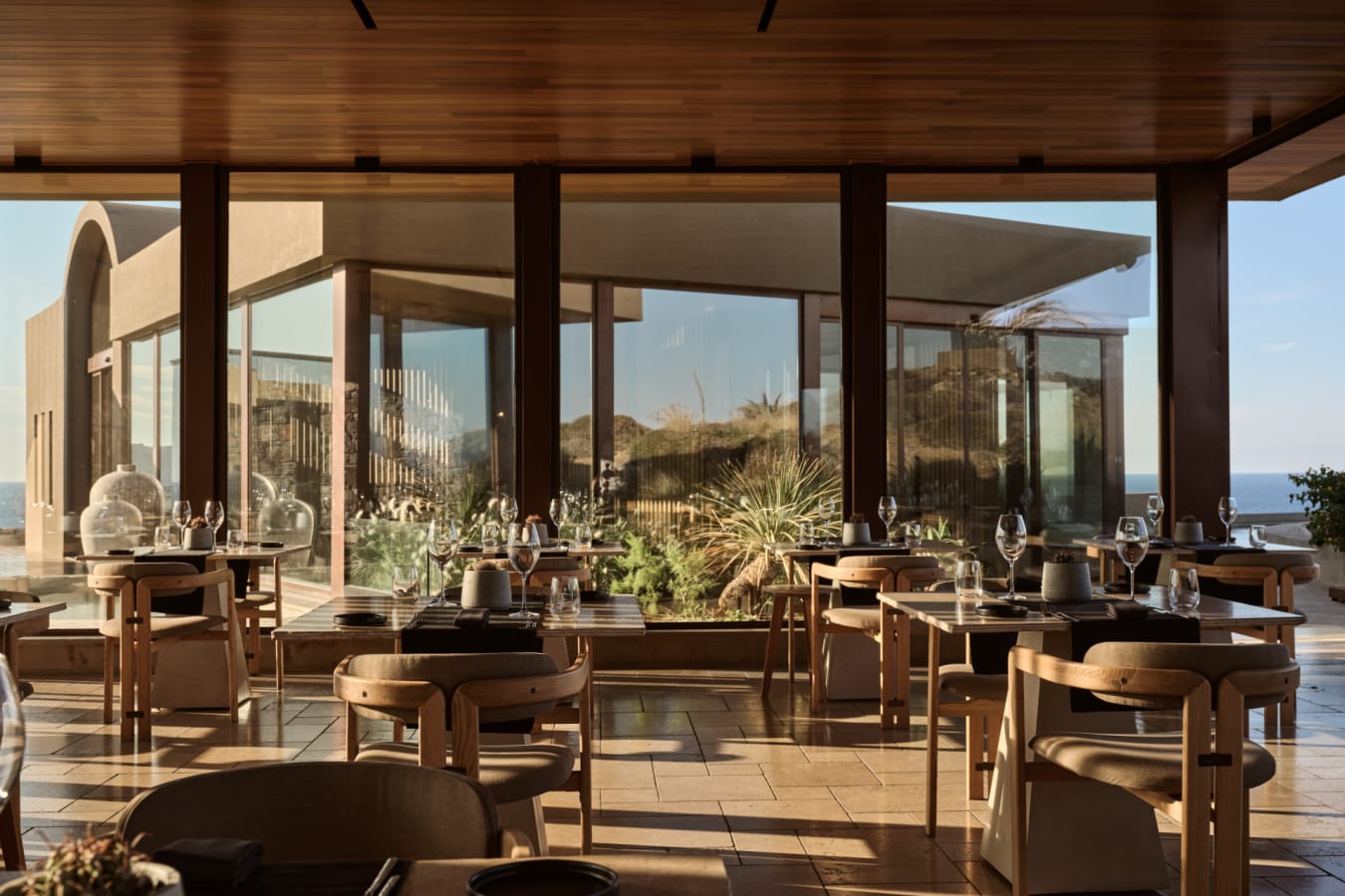 Cremnos Restaurant 