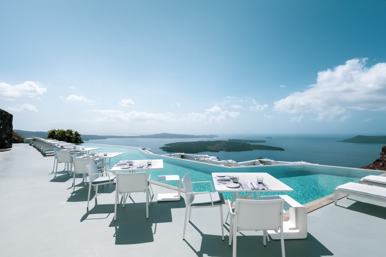 Alfresco restaurant - Grace Santorini 