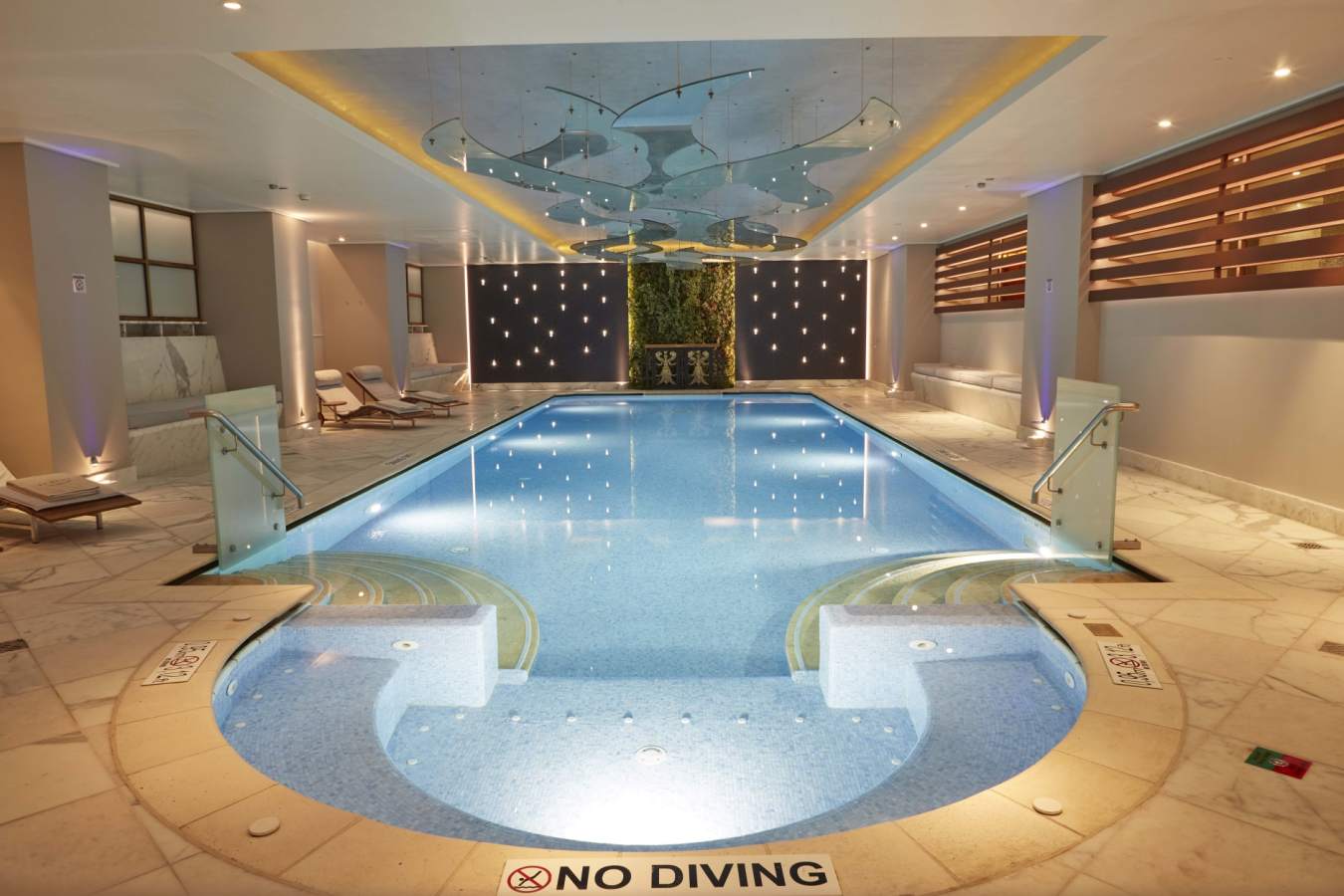 Indoor spa pool 