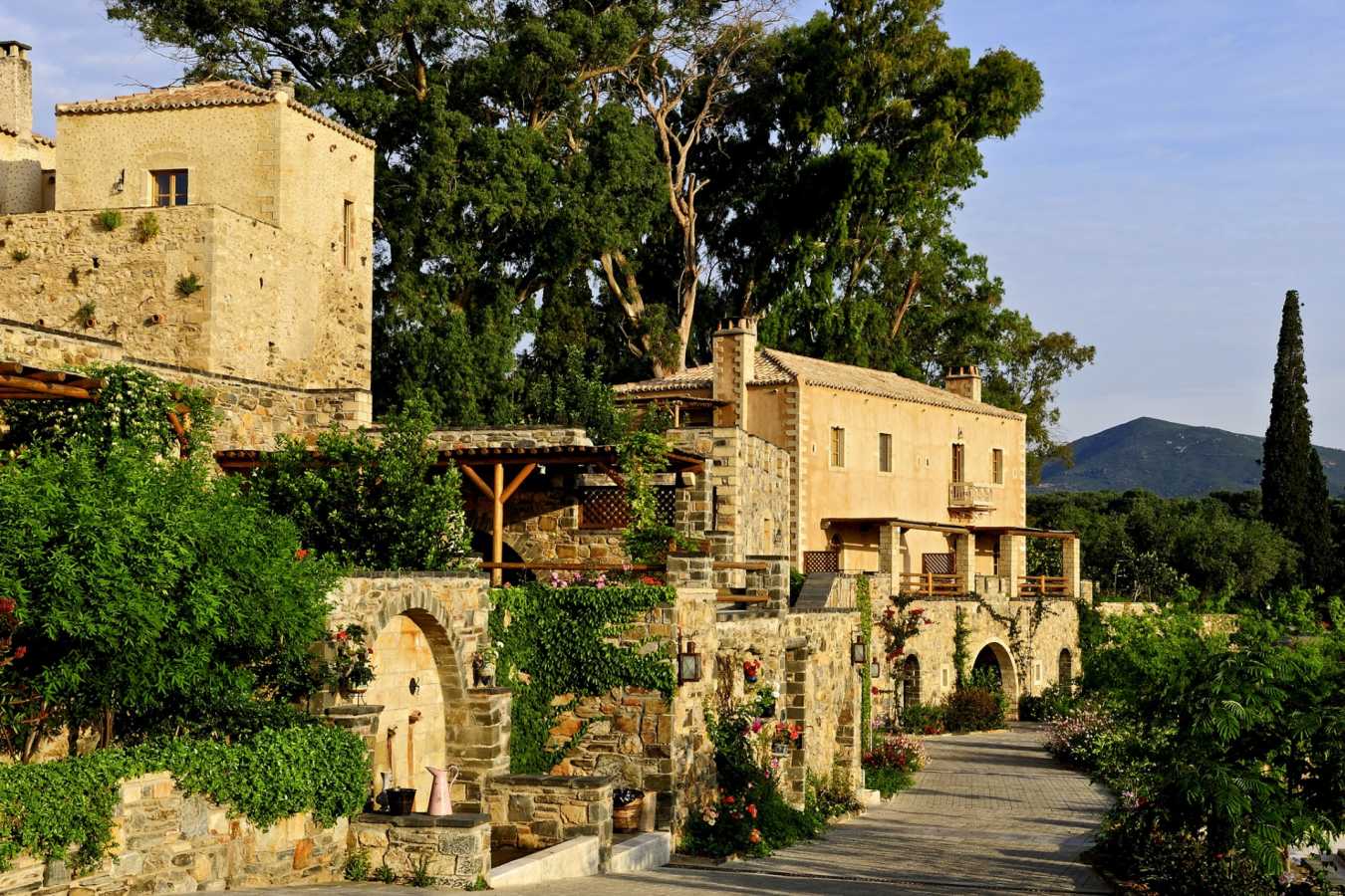 Kinsterna - A Grecian getaway
