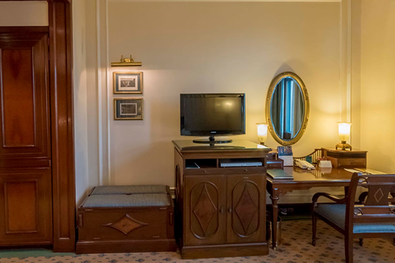 The Oberoi Grand- 32