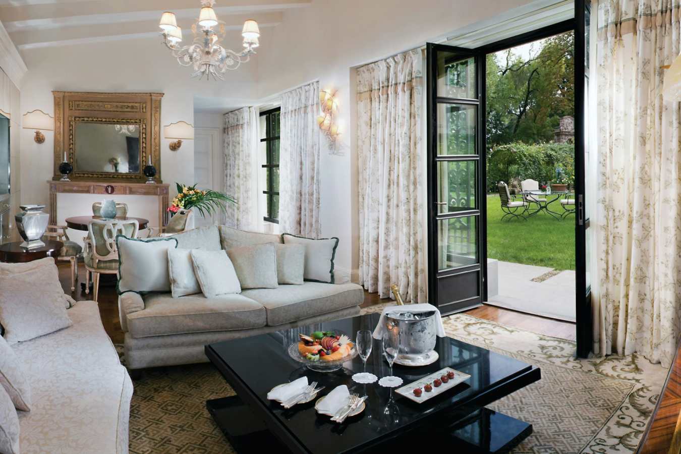 Four Seasons Hotel Firenze- 17