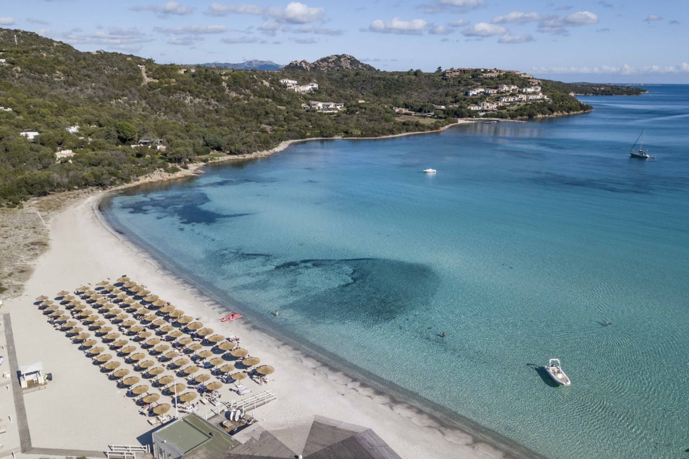 beach club  