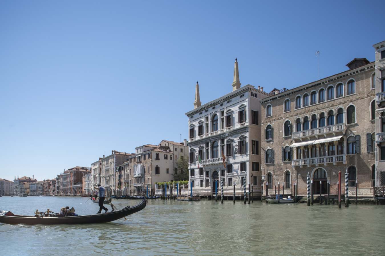 Romantic Venice and the Dolomites
