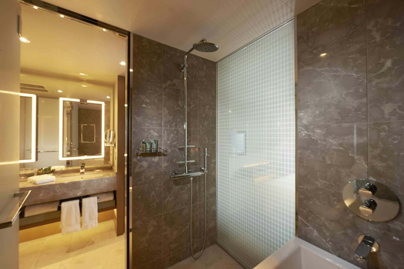 Hilton Osaka- 23