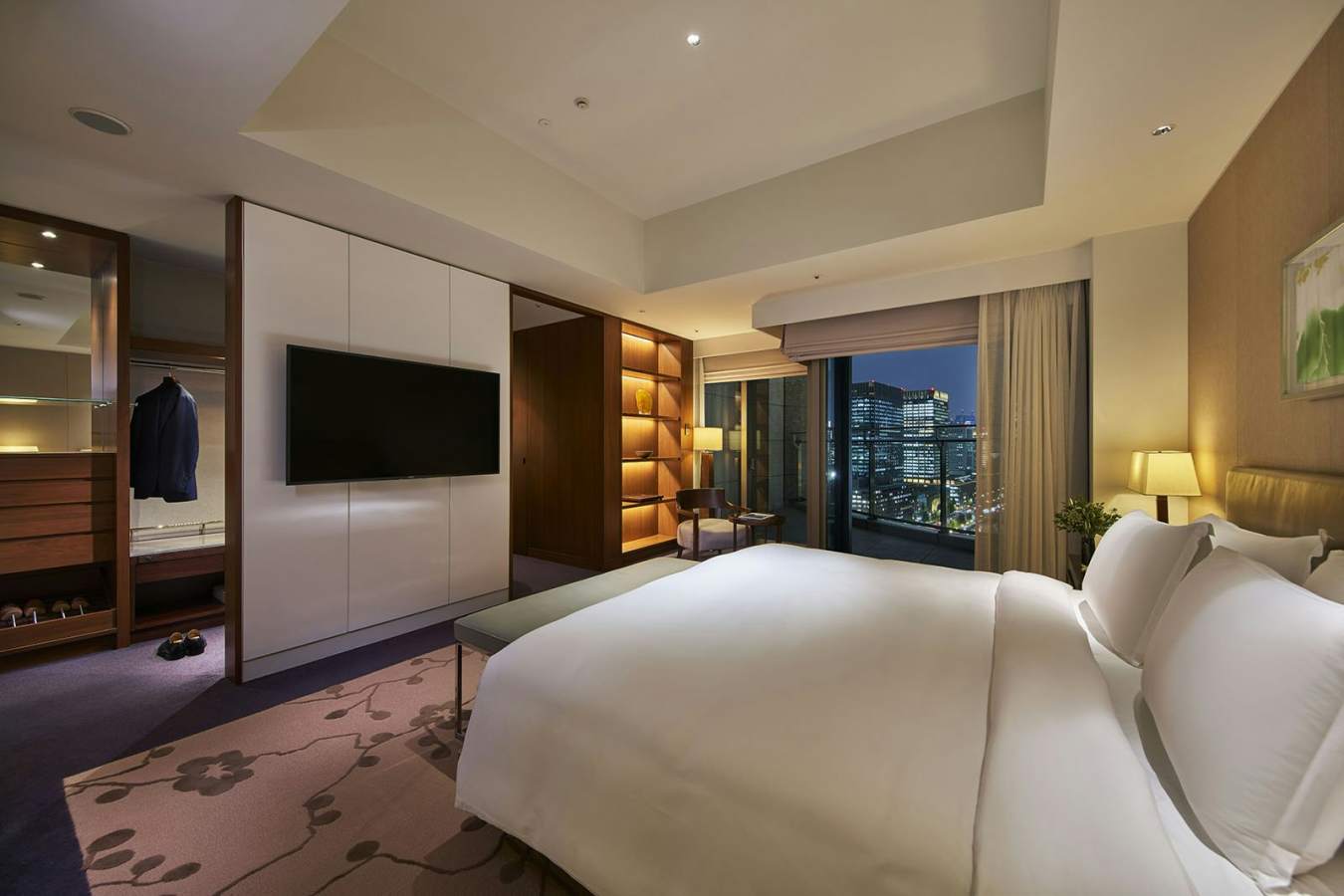 Palace Hotel, Tokyo - 102