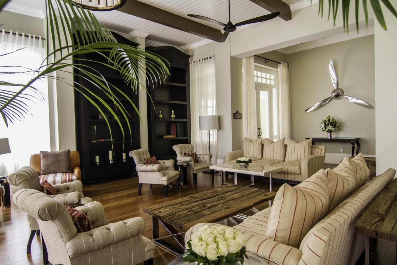 Hemingways Residents Lounge 