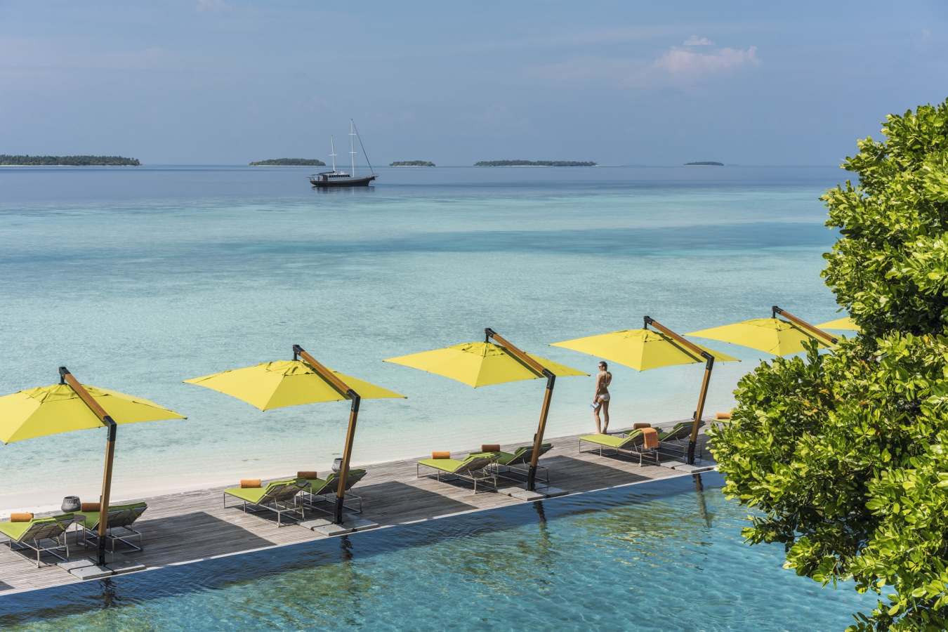Pool and Lagoon - Anantara Kihavah Maldives Resort