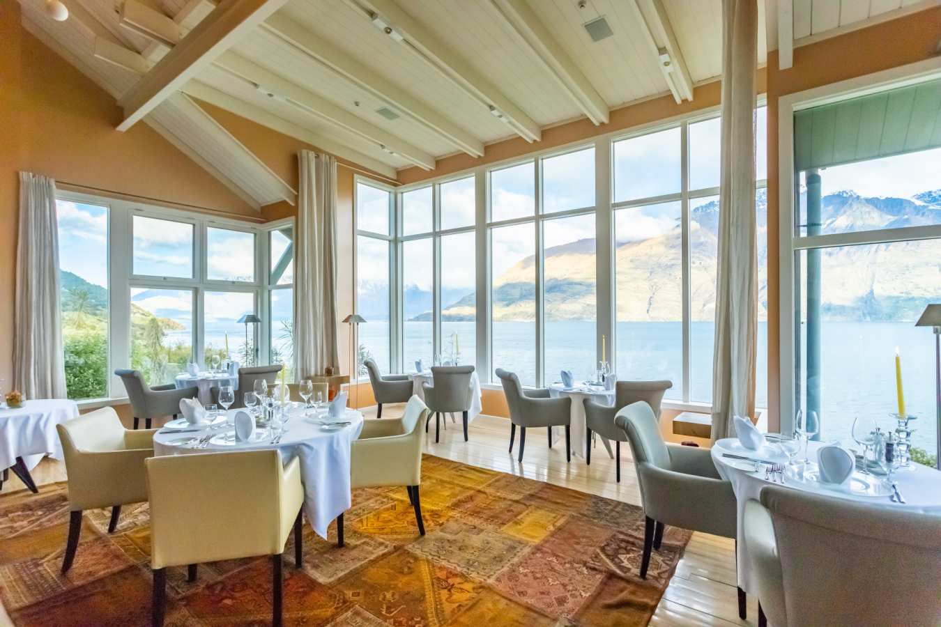 Dining Room - Matakauri Lodge 