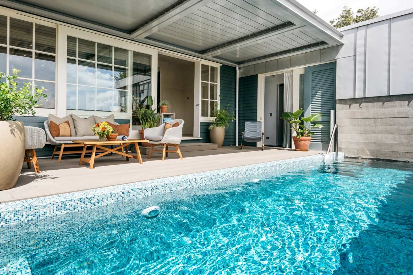 Swimming Pool - The Boatshed 
