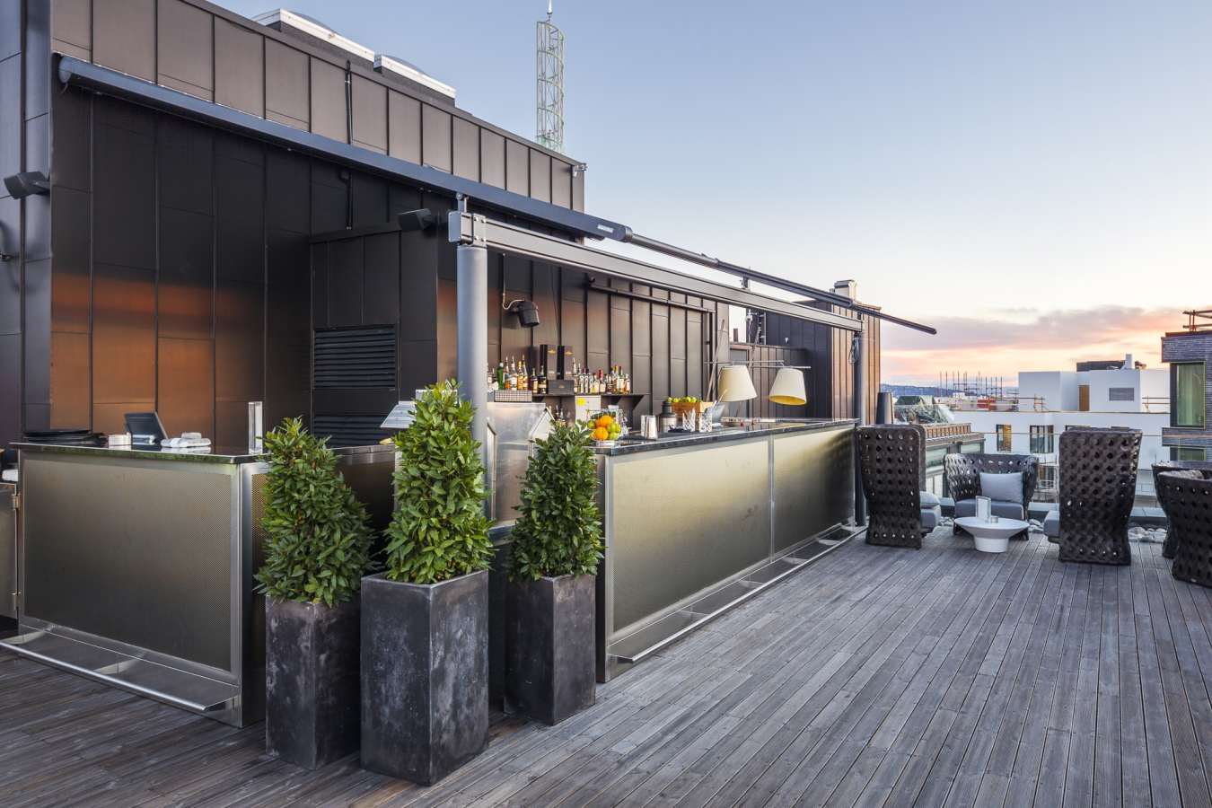 Rooftop Bar 