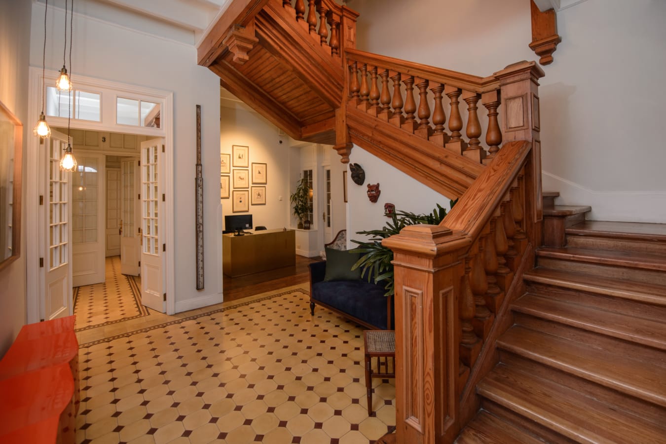entrance stairs 