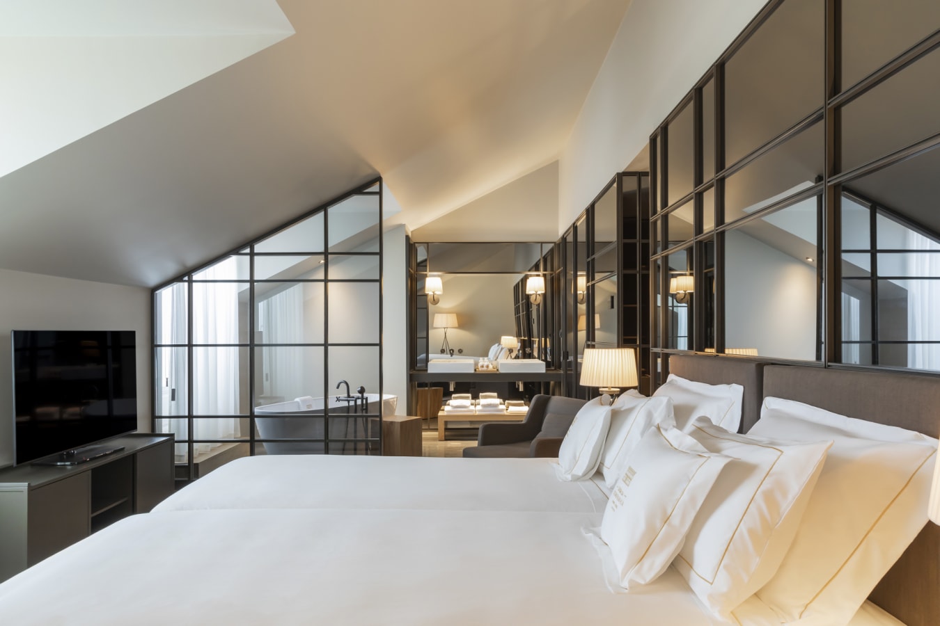 2 Twin Suite 