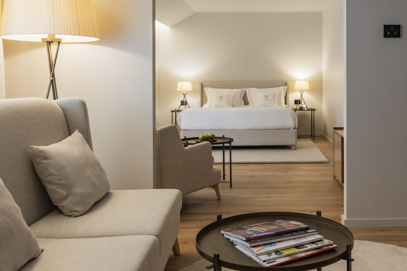 1 King 1 Bedroom Suite 