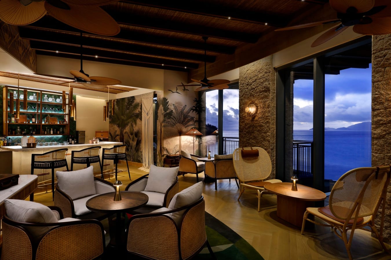 Mango House Lounge Bar 