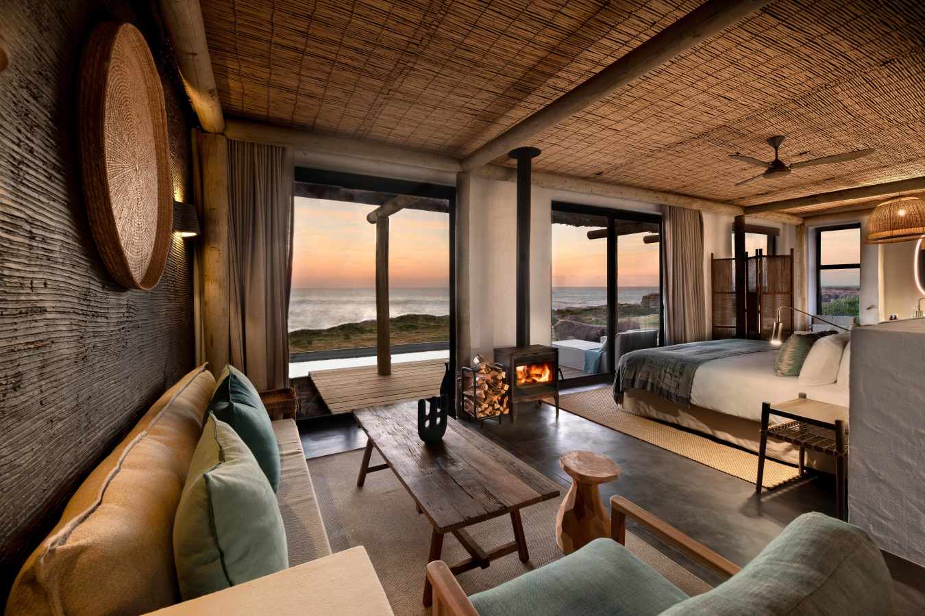 GweGwe Beach Lodge- 19