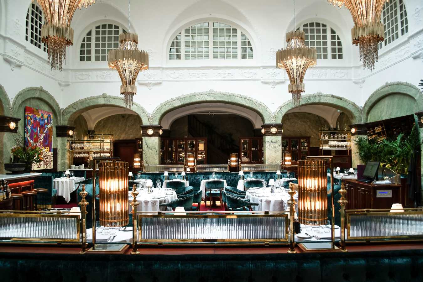 Bank Hotel- 49