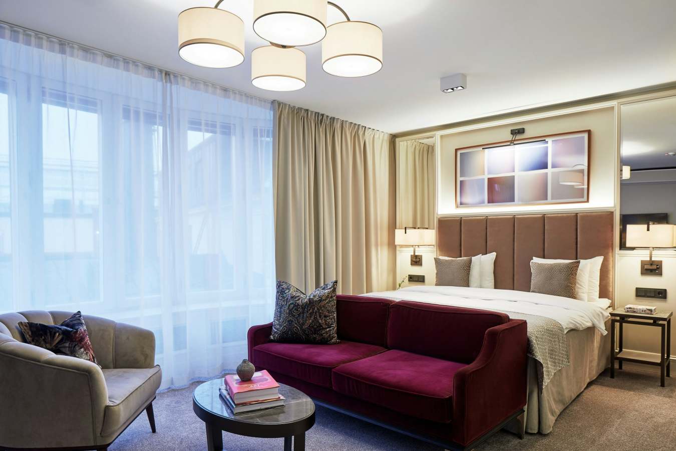 Bank Hotel- 84