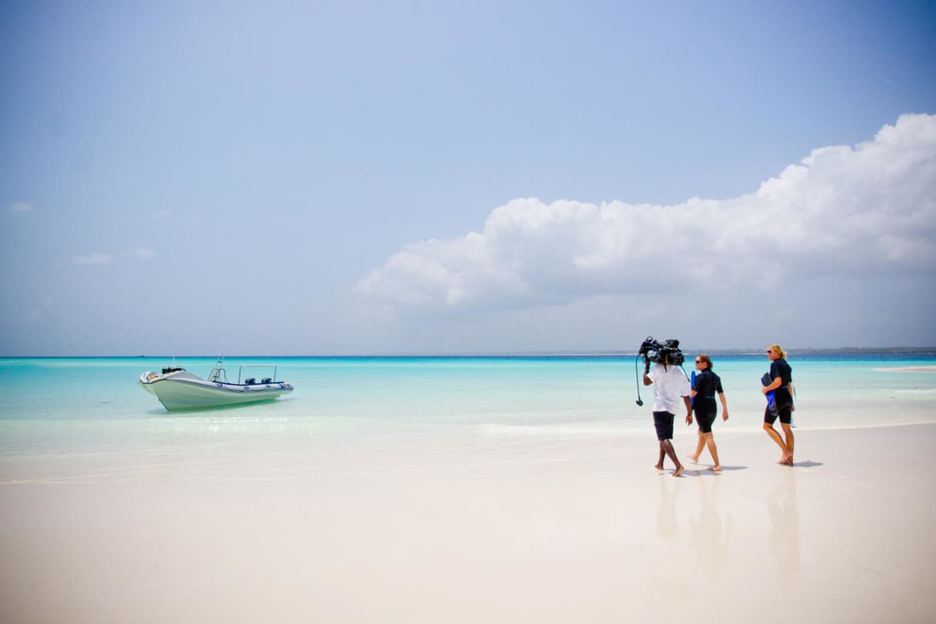 Boat - Mnemba Island Lodge dive boat