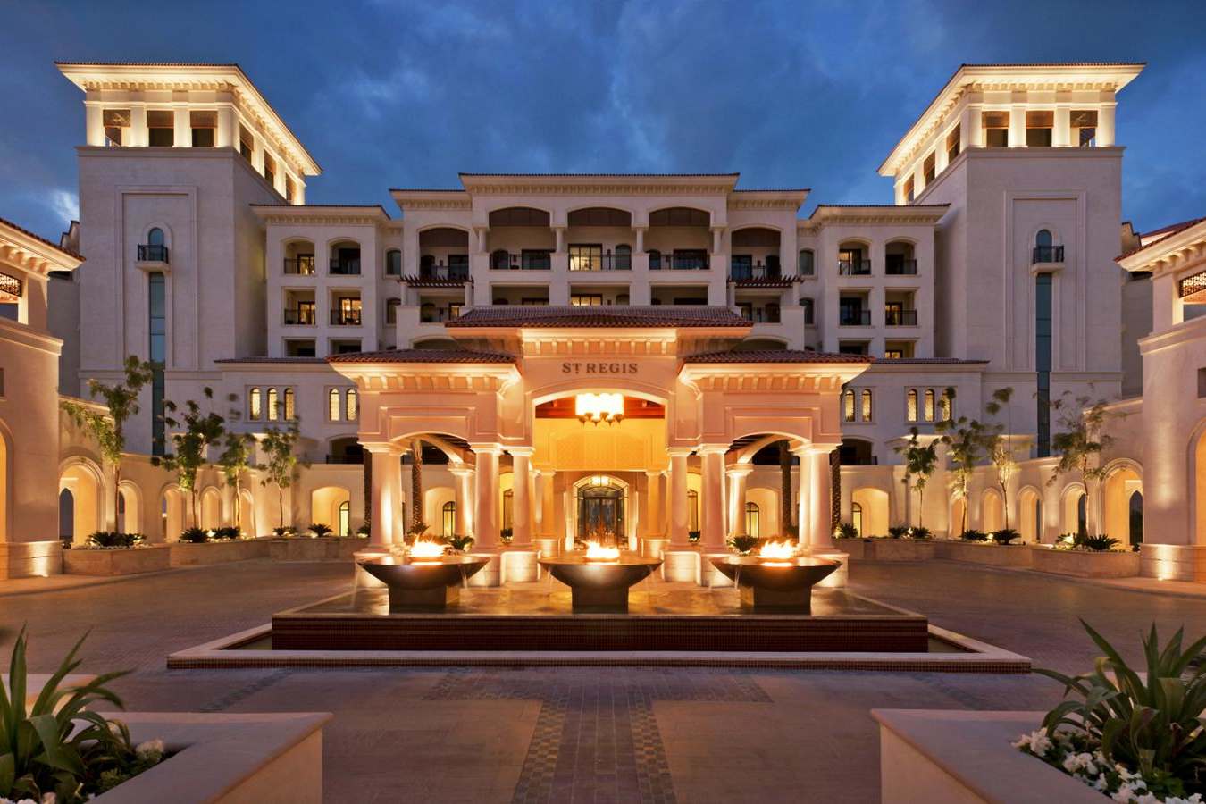 Outside by night - St Regis Saadiyat Island 