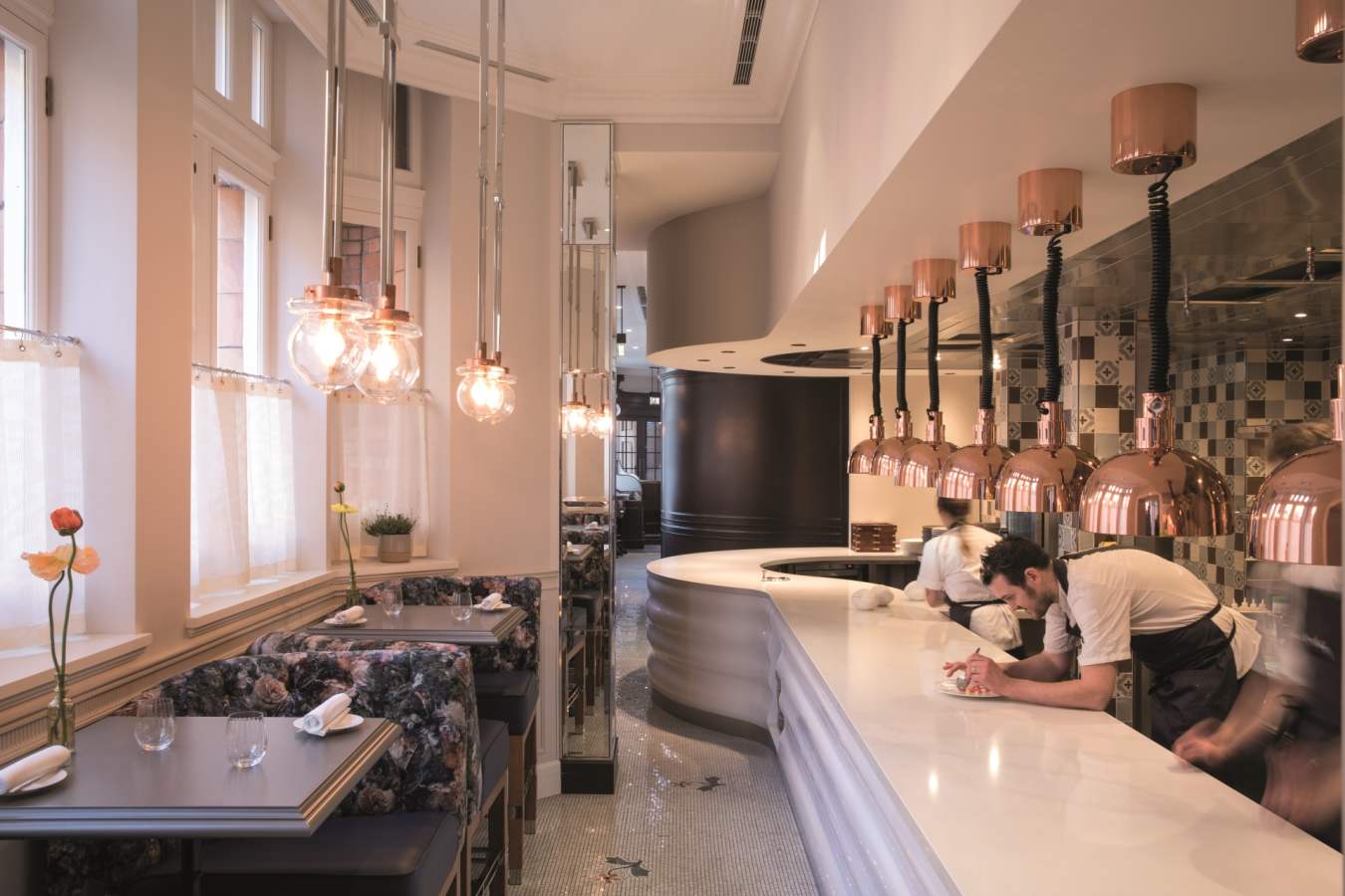 Hotel Restaurant 