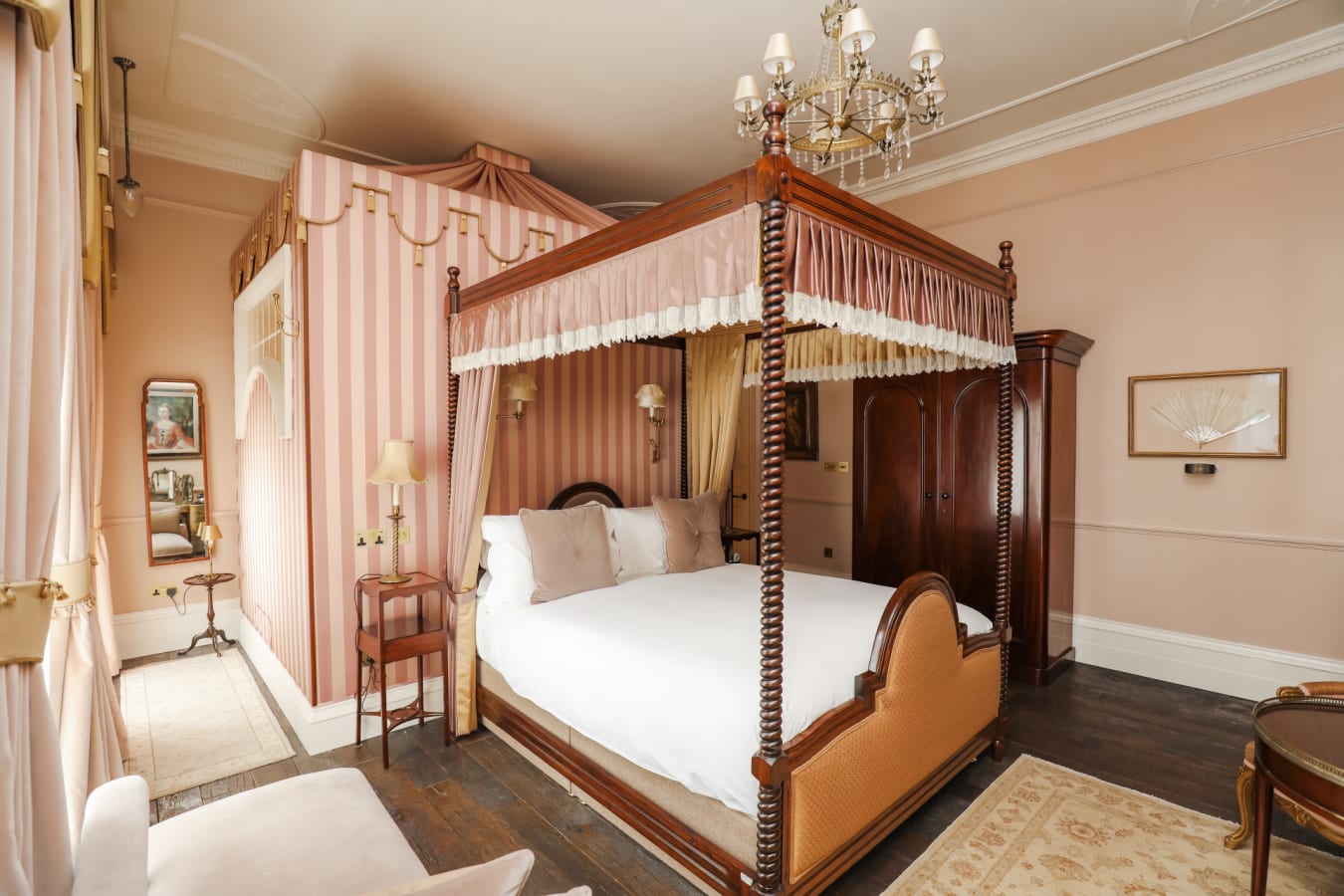Eliza Room Type  