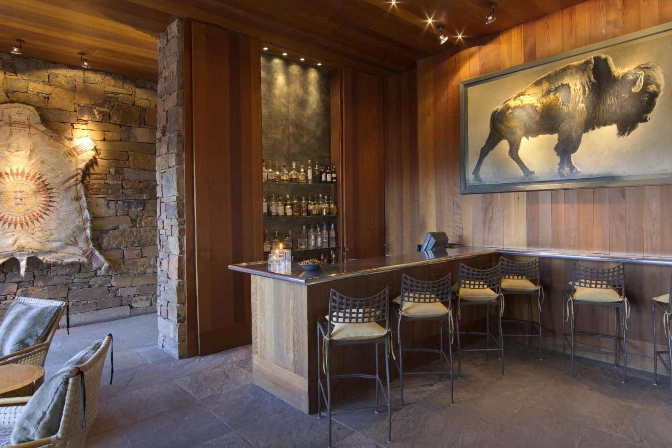 Zinc Bar - Amangani
