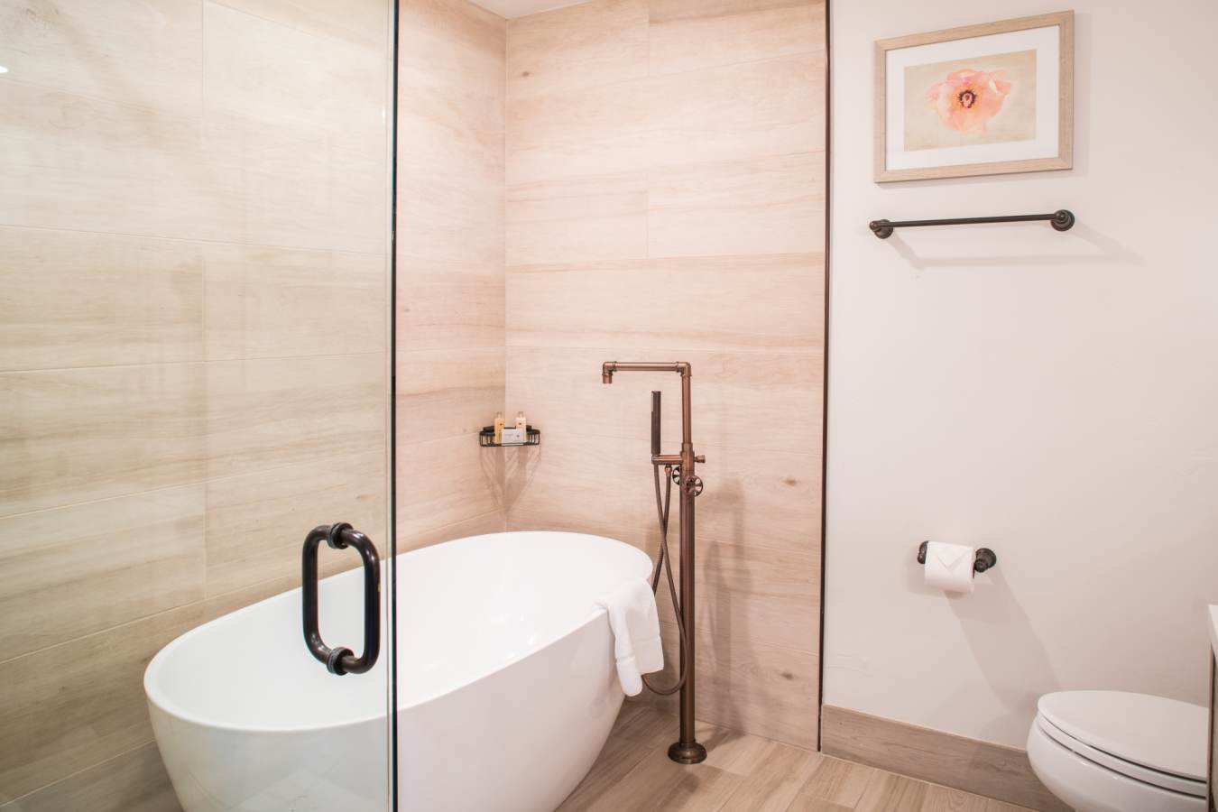 Bathtub - Cliffrose Lodge 