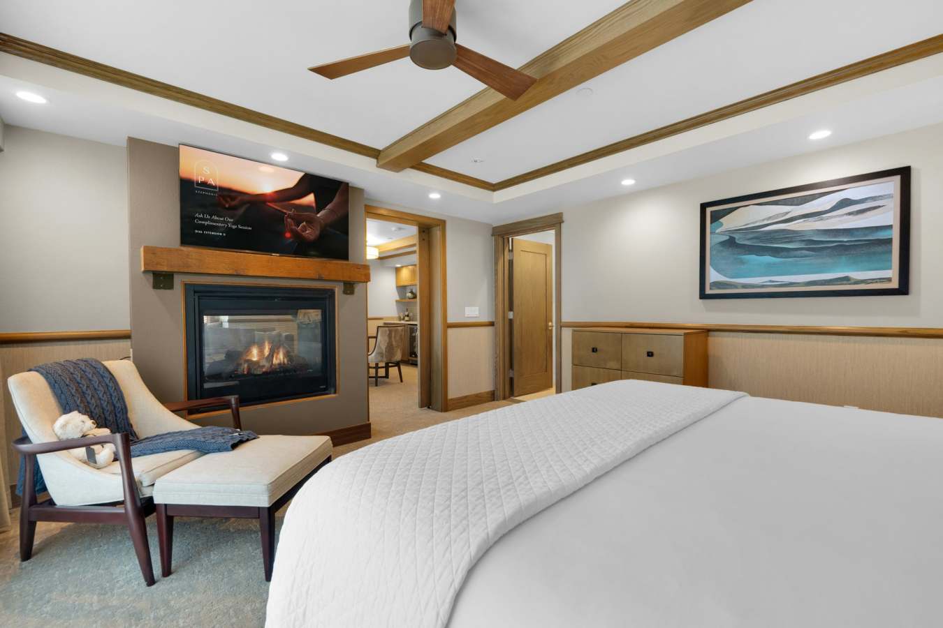 Stephanie Inn - 11