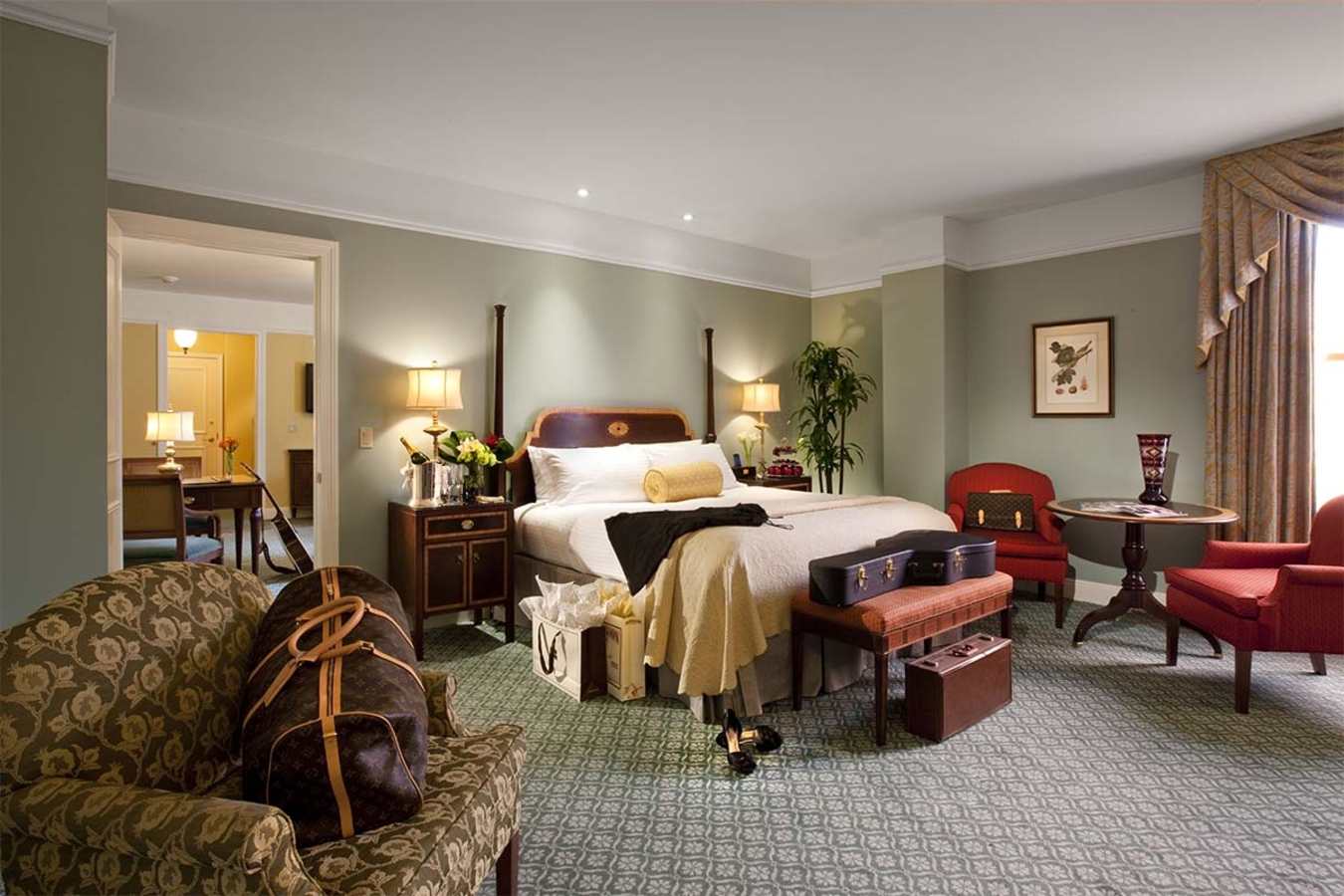 Executive Suite Bedroom  