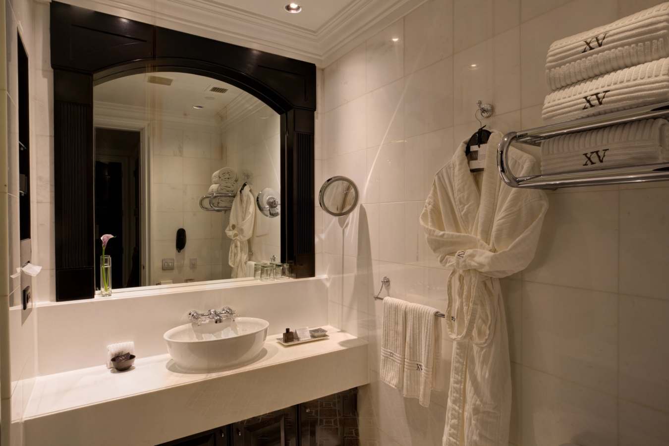 Ensuite Bathroom - XV Beacon 