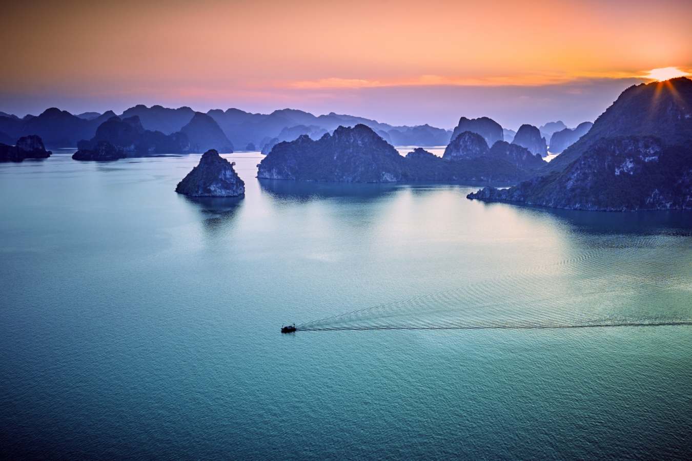 Halon Bay  