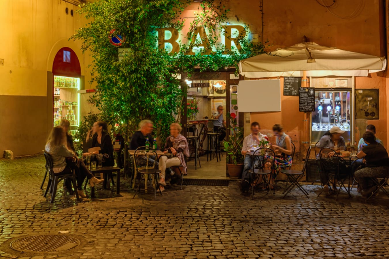 Bar in Rome 