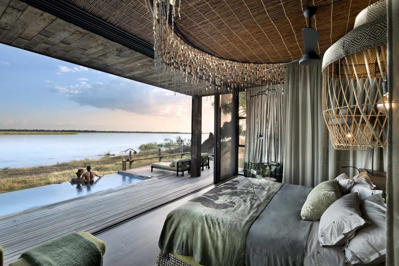 Lolebezi Room with Pool  