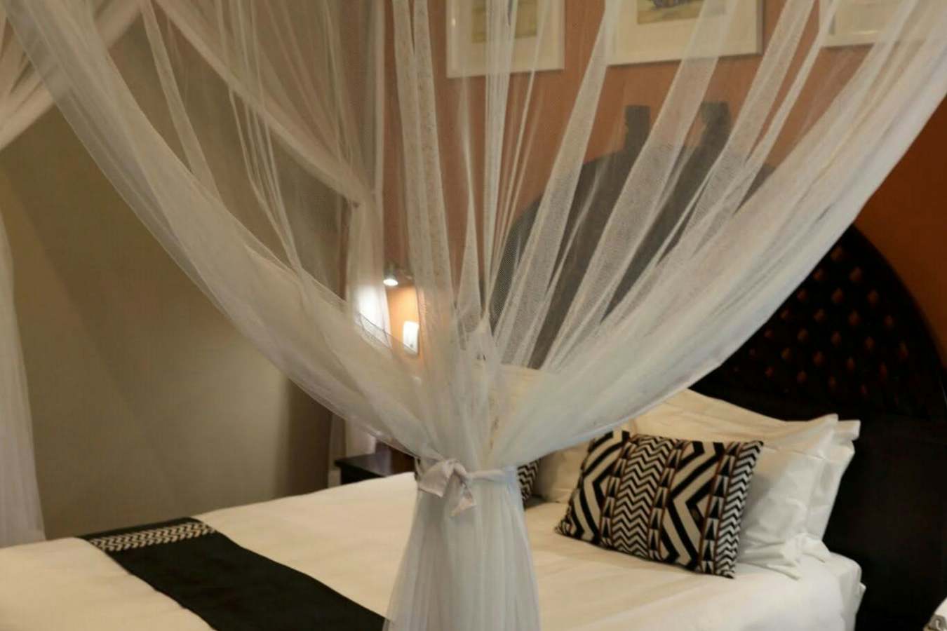 Victoria Falls Hotel- 22
