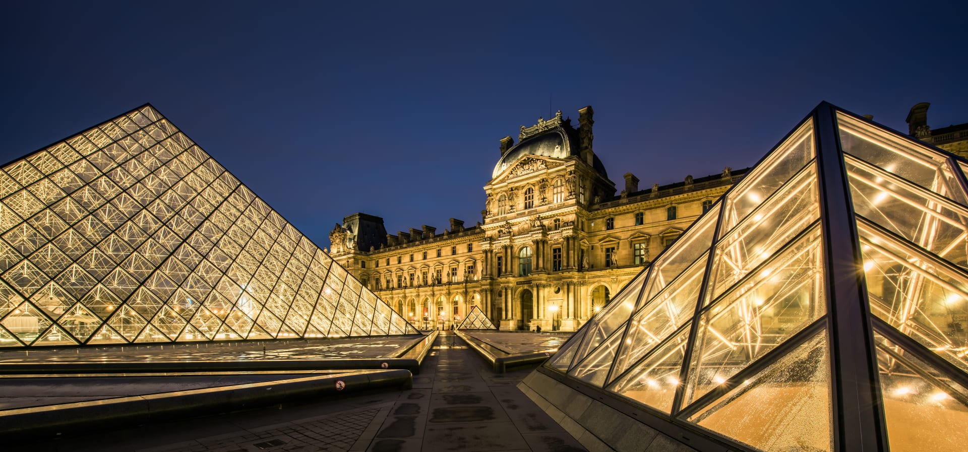 A Parisian Holiday 