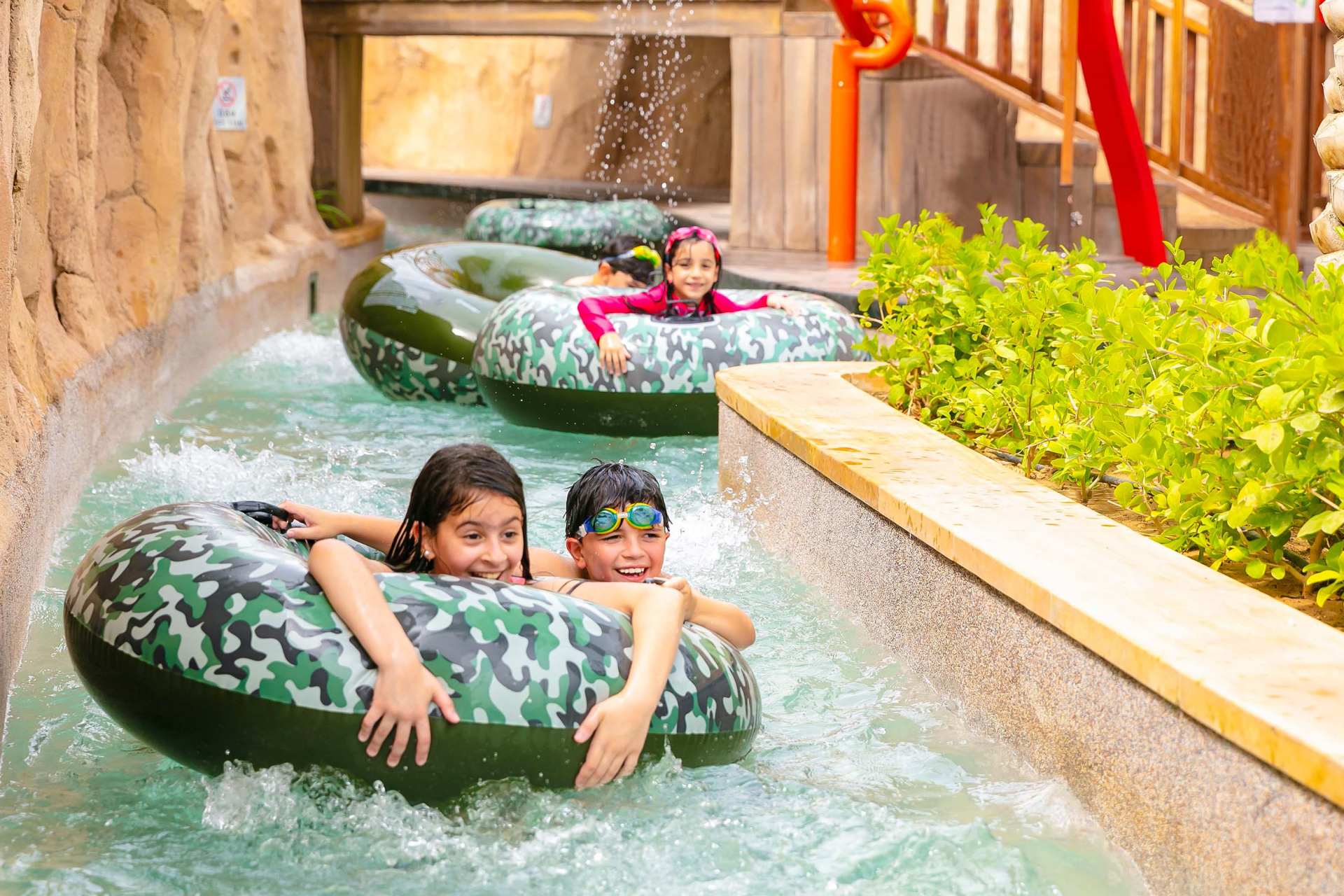 Luxury Explorers Escape Saadiyat Island & the Maldives 