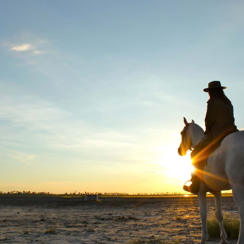 Riding safari - Makgadikgadi and the Kalahari