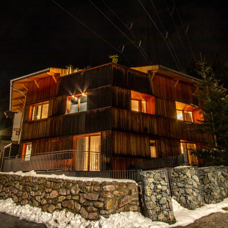 Exterior at night - Chalet Artemis 