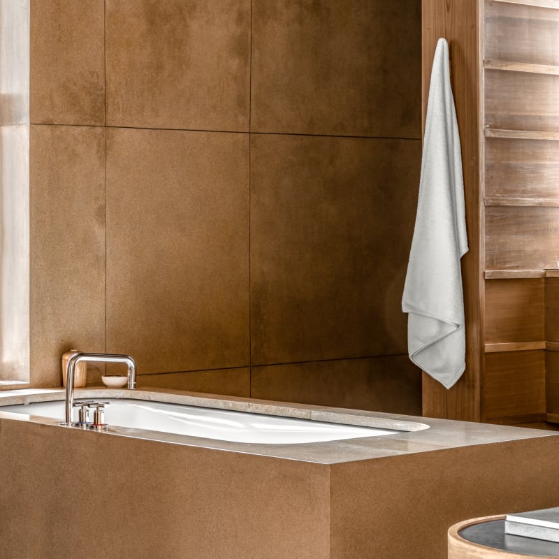 Suite Bathtub 