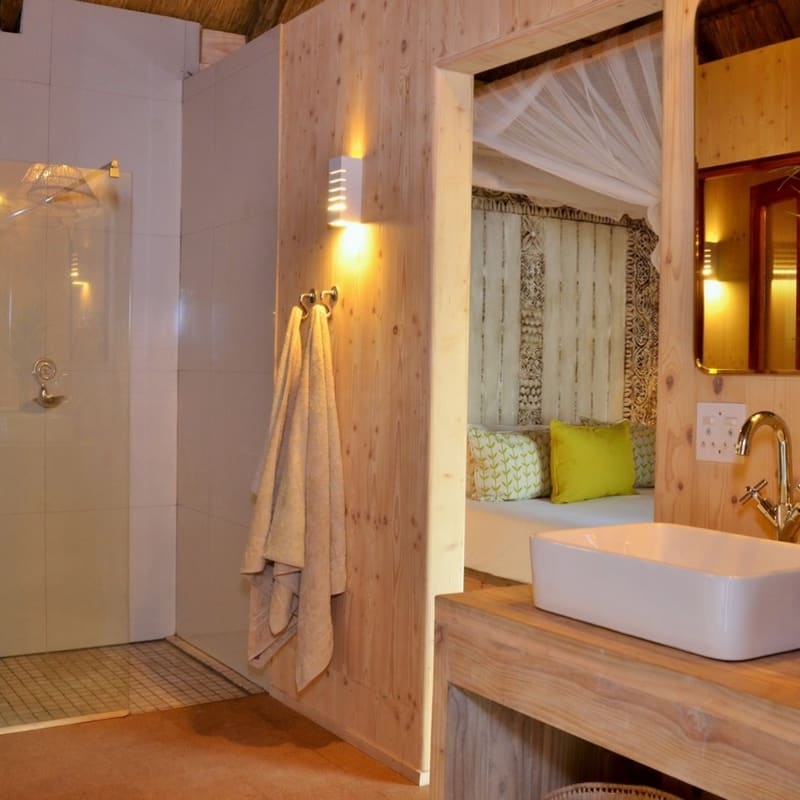 Bathroom - Chobe Bakwena Lodge