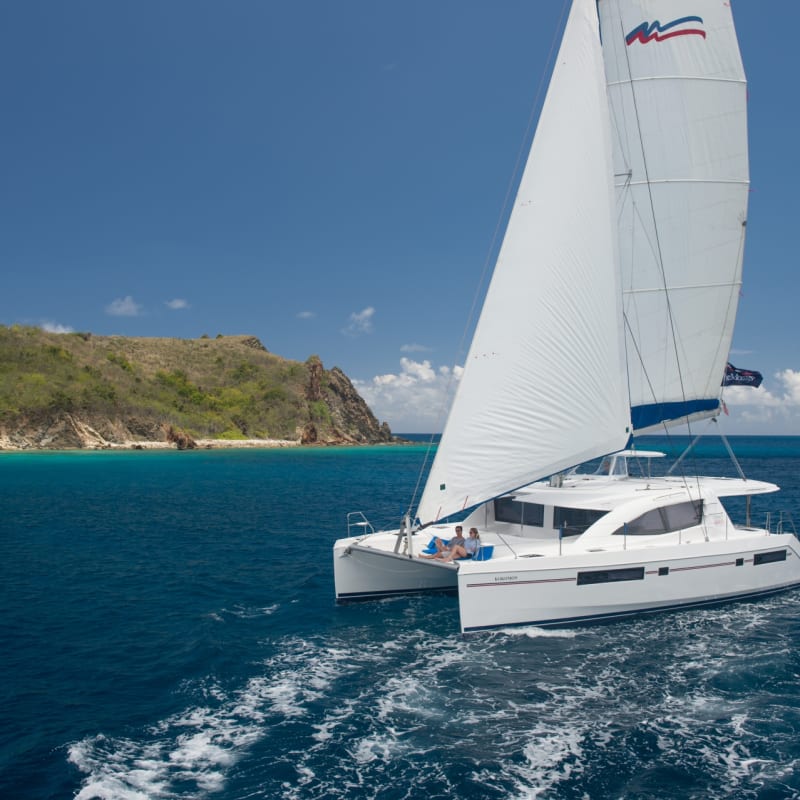 Sailing - Luxury Yacht Charter British Virgin Islands