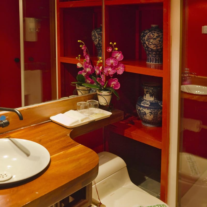 Bathroom  - Li An Lodge 