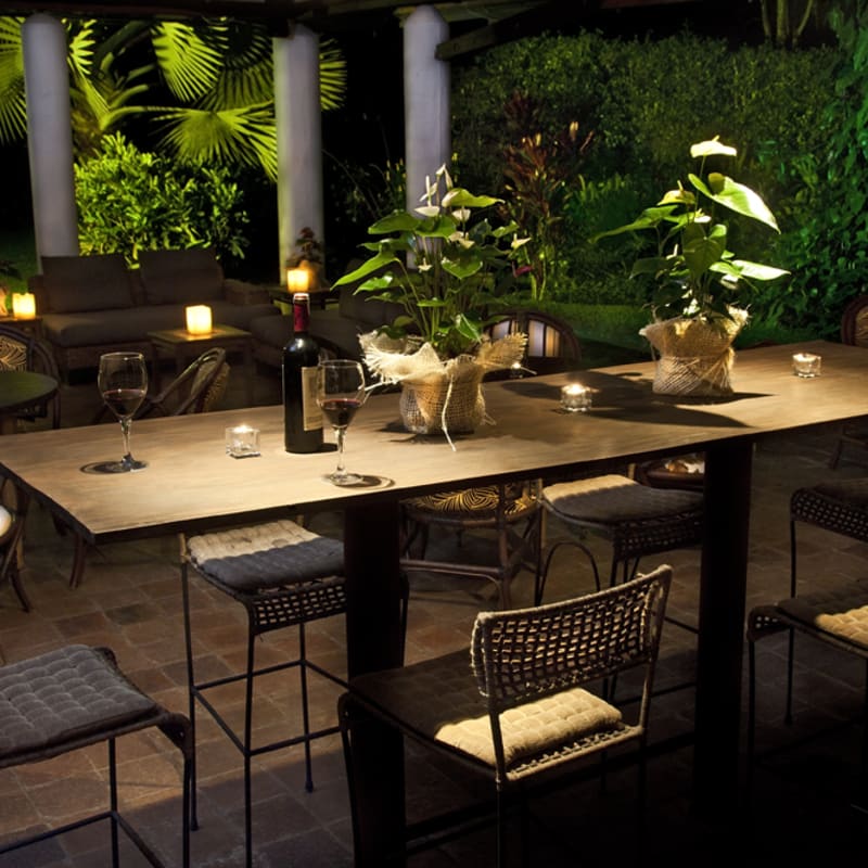 Outside dining - Hotel Boutique Sazagua