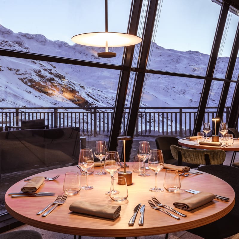 Bar Restaurant - 2 